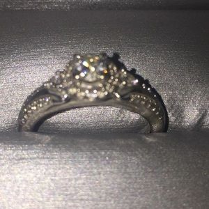 Engagement/ wedding ring